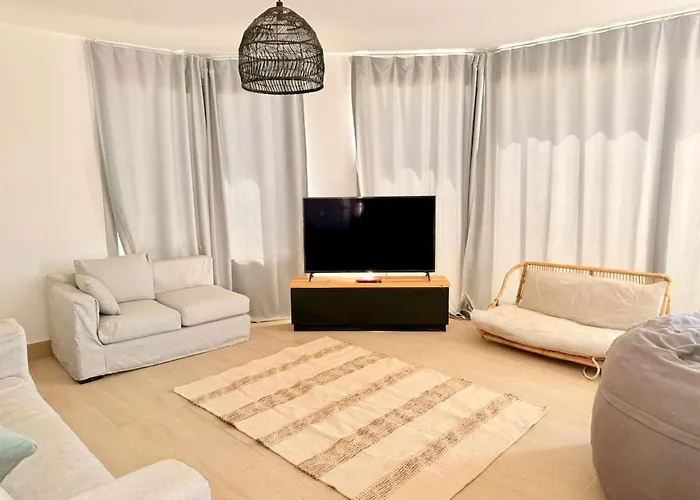 Appartement Beachside Steps From Einbay Ain Sukhna